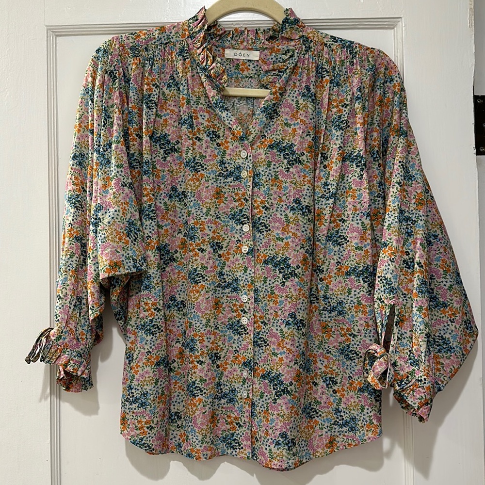 Doen Rose Top in Cream Ladybird Floral